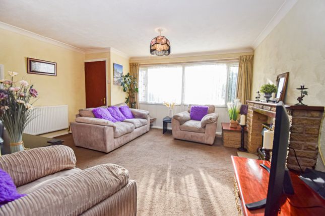 66, Maypole Road, Taplow photo 2