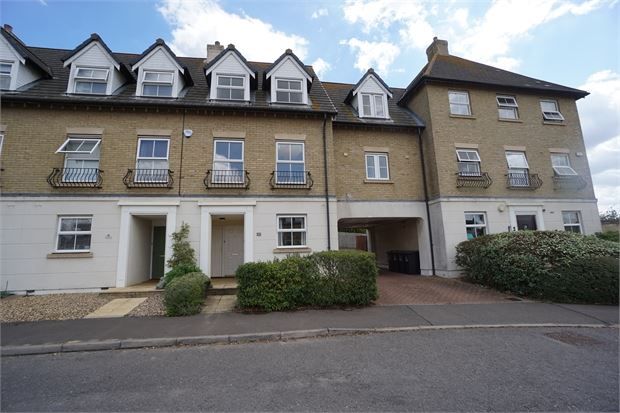 Thumbnail Town house to rent in Robin Crescent, Stanway, Colchester, Essex.