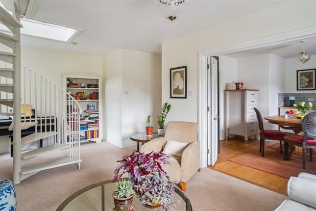 Flat 5, Totteridge House, Totteridge Lane, High Wycombe photo 4