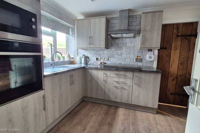 35, Ffrydd Terrace, Knighton photo 3