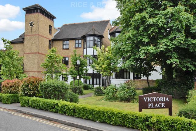 Thumbnail Flat for sale in Esher Park Avenue, Esher