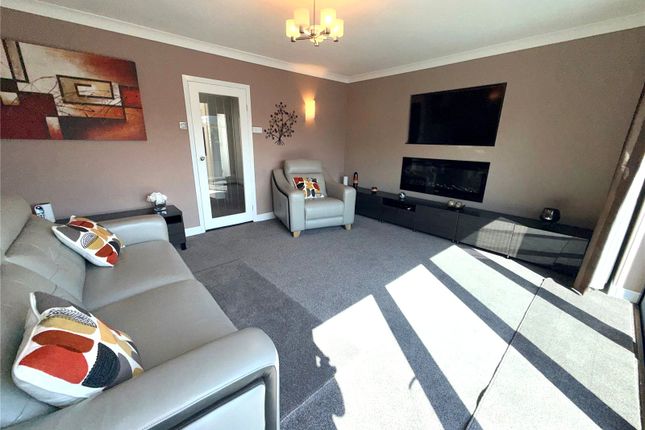 3, North Square, Lancashire photo 2