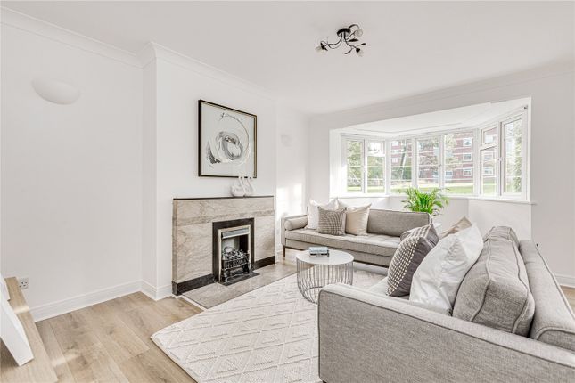Flat for sale in Buckingham House, Courtlands
