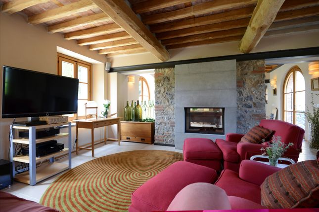 Villa for sale in Capannori, Lucca, Tuscany, Italy