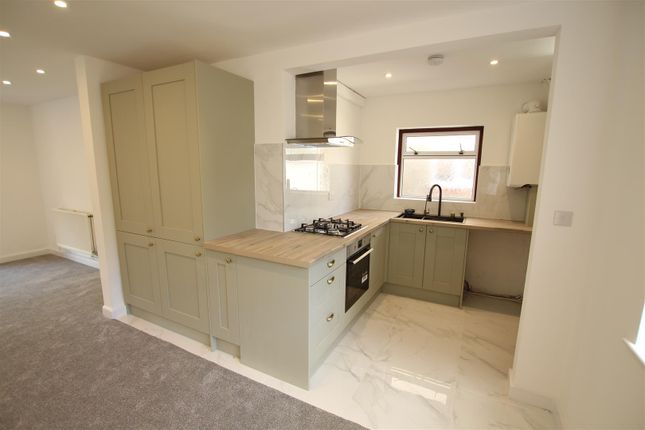 300, Birchfield Road East, Northampton photo 5