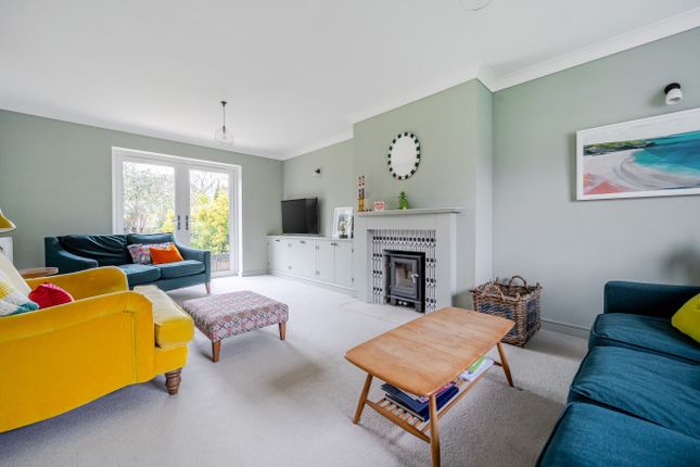 39, Perrinsfield, Gloucestershire photo 2