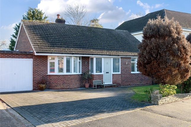 Thumbnail Bungalow for sale in Willow Vale, Fetcham