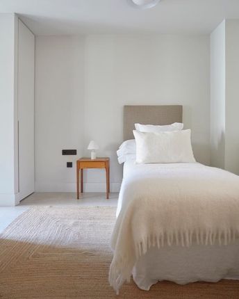 Apartment for sale in P.º De Eduardo Dato, 11, 2nd Floor, 28010 Madrid, Spain