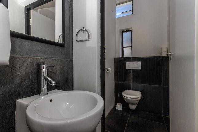 Apartment for sale in Loop Street, Cape Town, South Africa