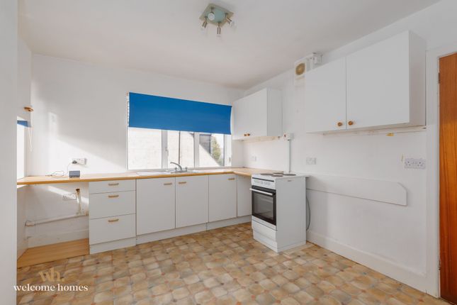 15 Waltham Road, Bournemouth photo 4
