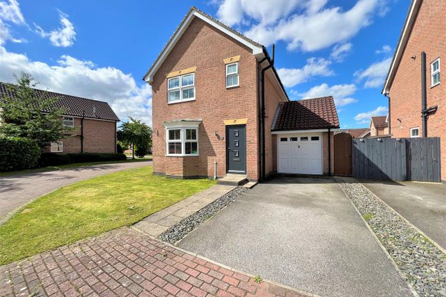 Detached house for sale in Fair View Close, Gilberdyke, Brough