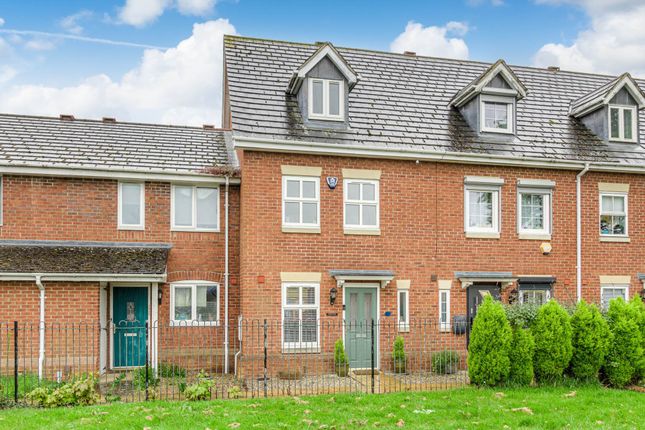 Thumbnail Terraced house for sale in Stratford Road, Wolverton