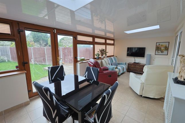 Detached bungalow for sale in Glengall Road, Edgware, Middlesex