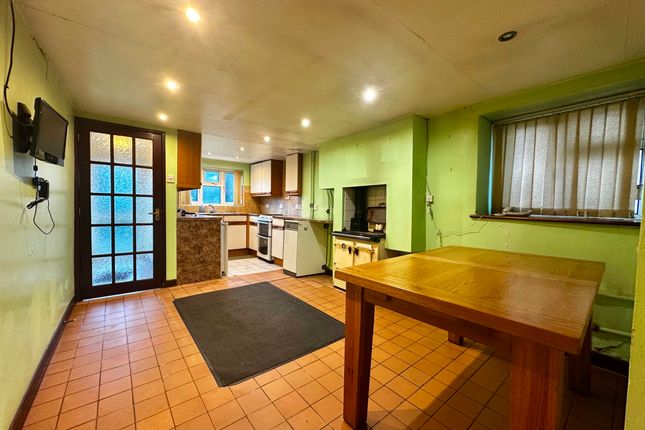 Rose Tree Cottage, Lower Road, Cinderford photo 3