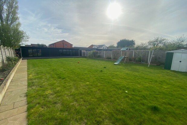 Detached house to rent in Birch Avenue, Wirral