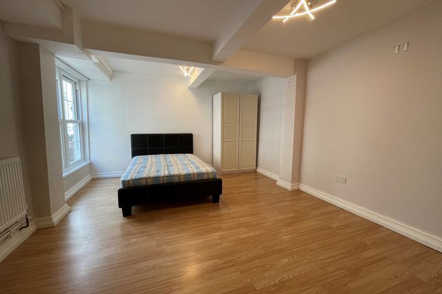 15, Stile Chiswick, London photo 2