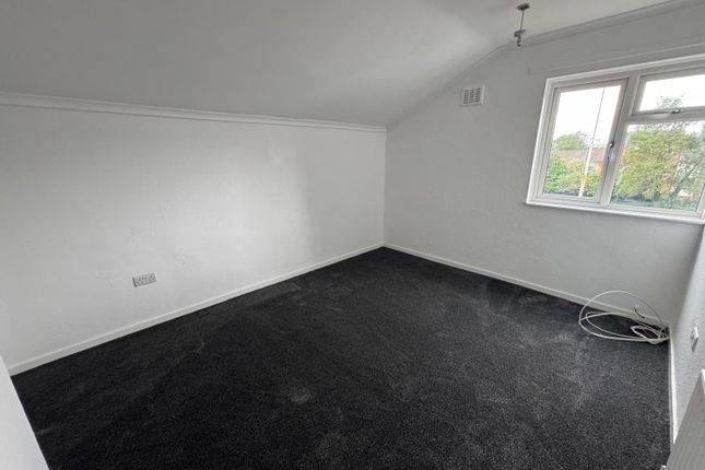 1, Bedwell Crescent, Stevenage photo 5