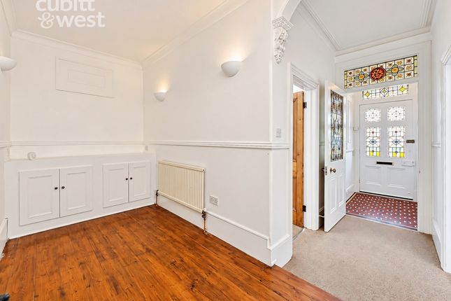 6a, Woodside Avenue, Brighton photo 2
