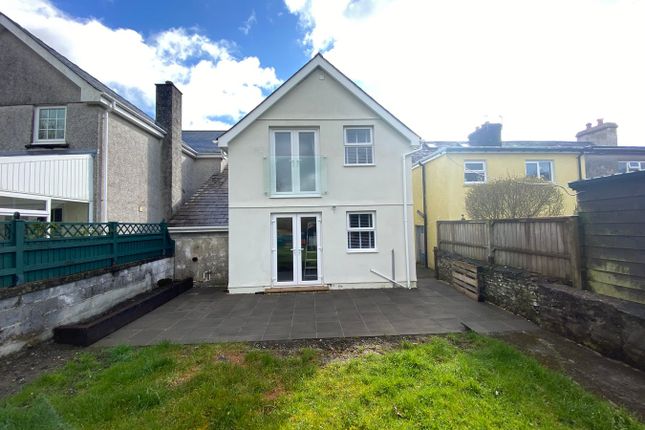 Glynawel, Llansawel, Llandeilo photo 2