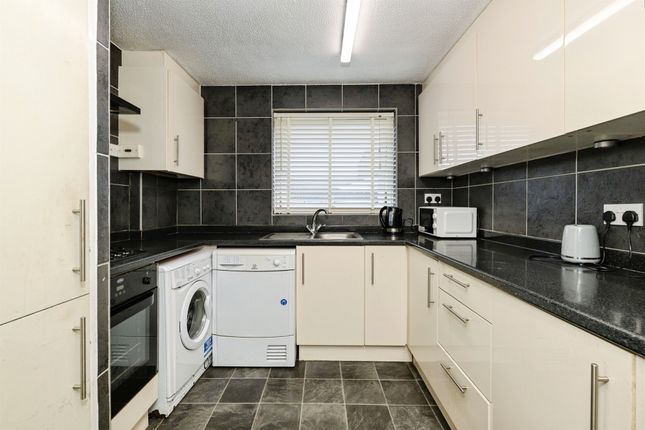 43, Bardney, Peterborough photo 4