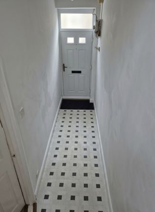 74 North Road, Porth photo 5