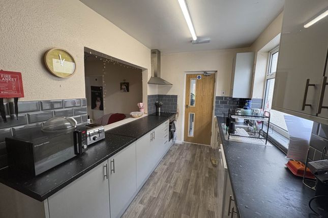 87a, Strafford Gate, Potters Bar photo 2