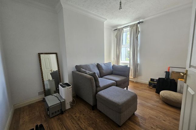 5, Western Road, Aldershot photo 3