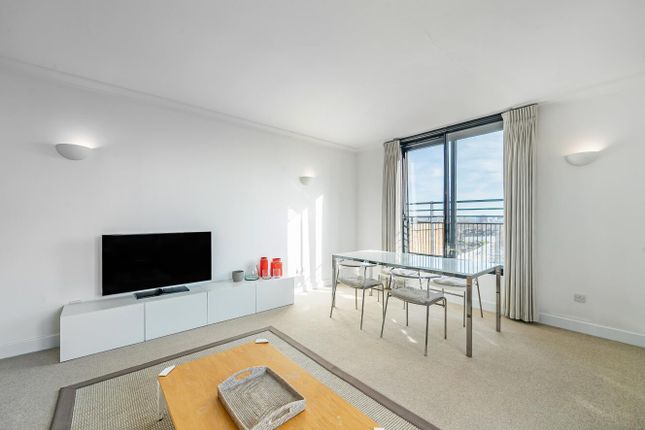 948 Point West, 116, Cromwell Road, London photo 3