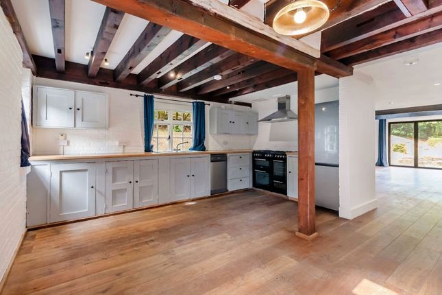 Woodcock Cottage, Uckfield photo 2