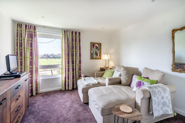1-bed flat on Peel Close, Heslington, York YO10, £170,000