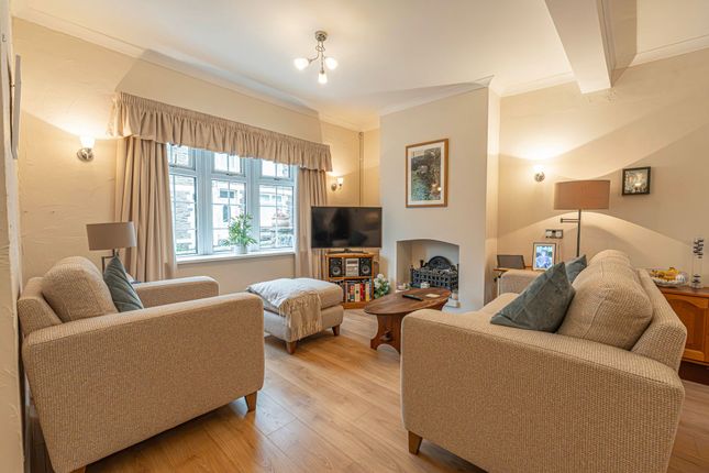 27 Mount Pleasant Road, Newport photo 3