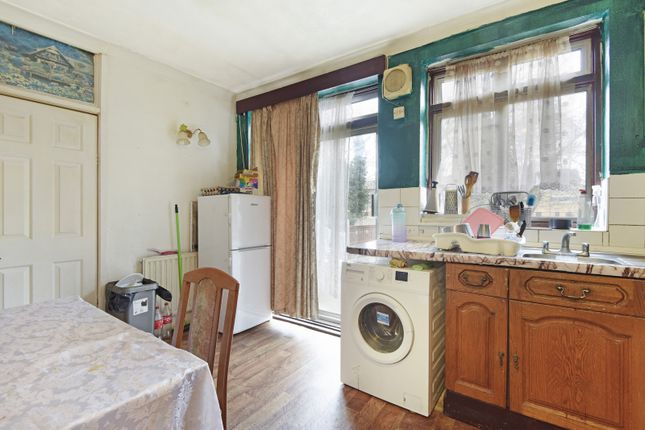 Terraced house for sale in Peterborough Road, London
