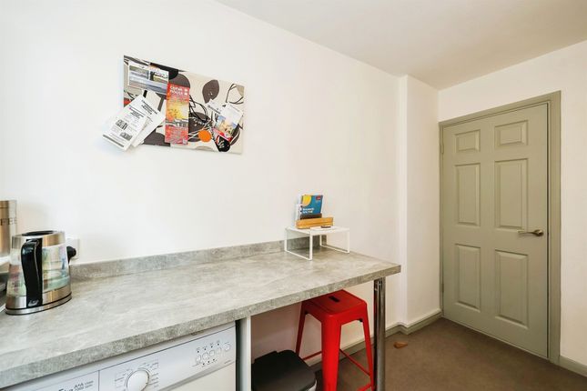 Flat for sale in Craneswater Park, Southsea