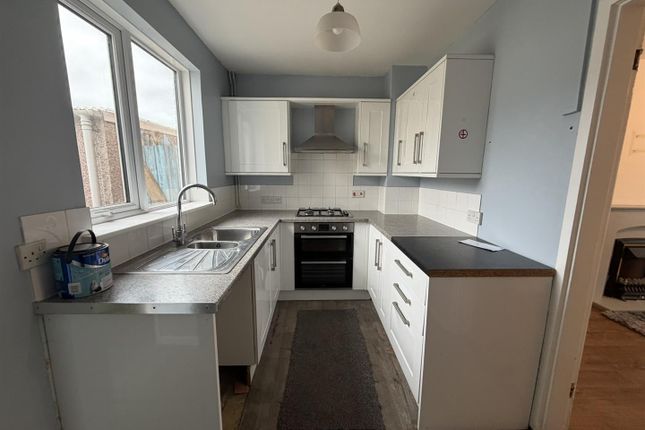 13, Siddalls Gardens, Tiverton photo 5