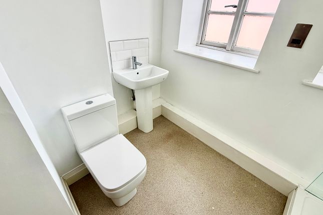 63, Sheffield photo 5