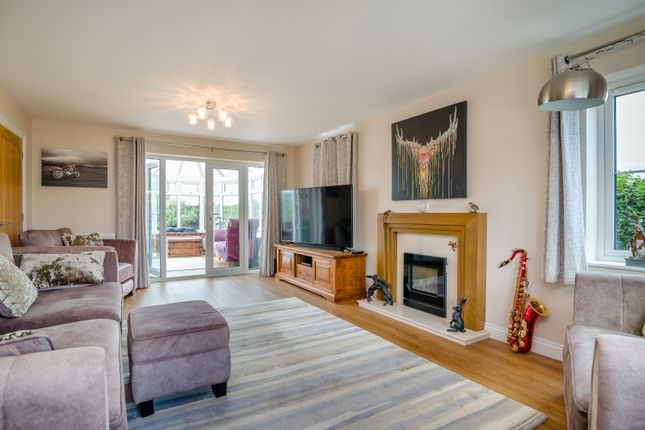 Alder Close, Walford photo 4