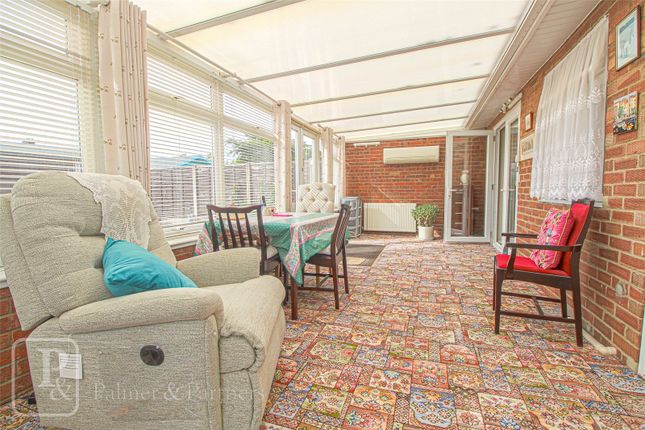 12, Mayfield Close, Essex photo 5