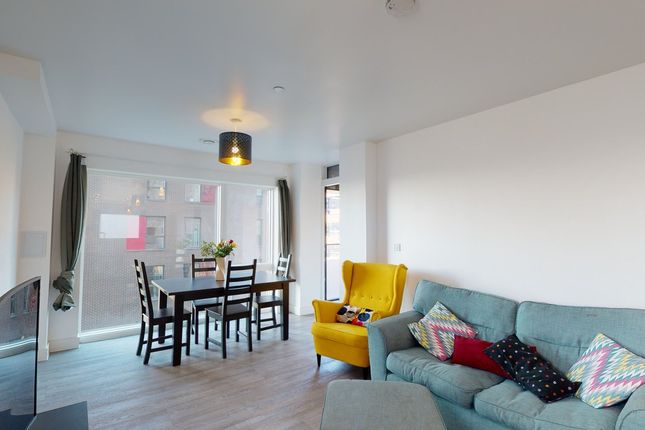 Bayliss Heights, Peartree Way, London photo 2