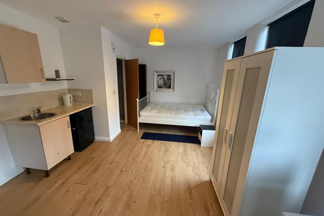Room 6, Birmingham photo 4