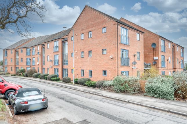 Thumbnail Flat for sale in Prospect View, Clive Road, Redditch