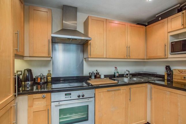 522 Platinum House, Lyon Road, Harrow photo 5