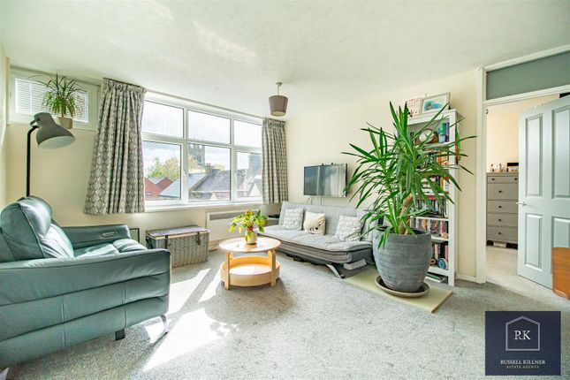 Flat for sale in Cambridge Street, St. Neots