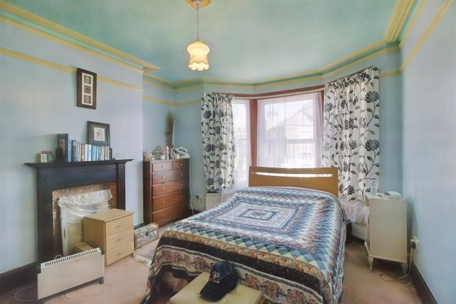 Terraced house for sale in Lansdowne Grove, London