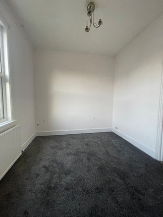 Shared accommodation to rent in St. Andrews Road, Clacton-On-Sea