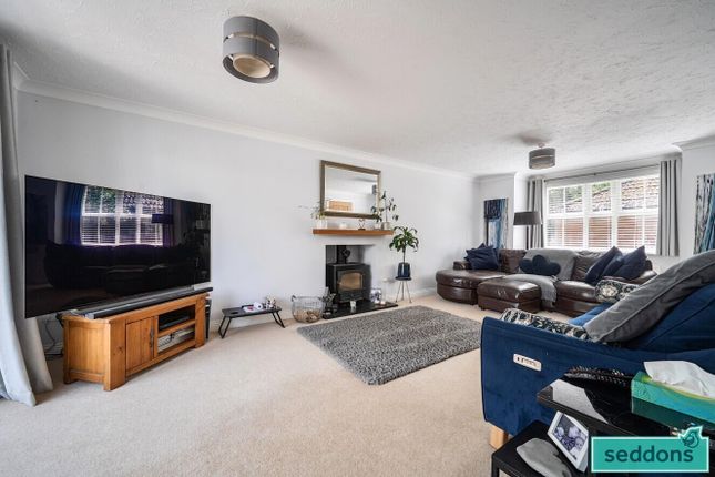 18, Culm Valley Way, Cullompton photo 3