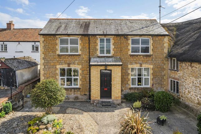 Beech House, 6, The Cross, Ilminster photo 2