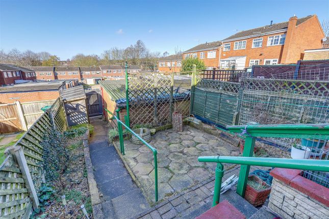 Town house for sale in Howbeck Road, Arnold, Nottinghamshire