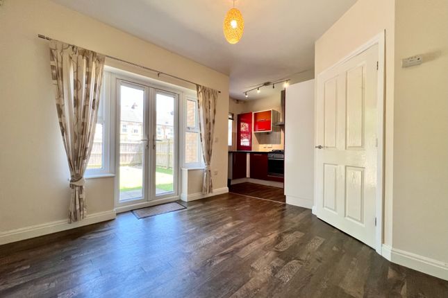 16, Sanderson Close, East Riding of Yorkshire photo 3