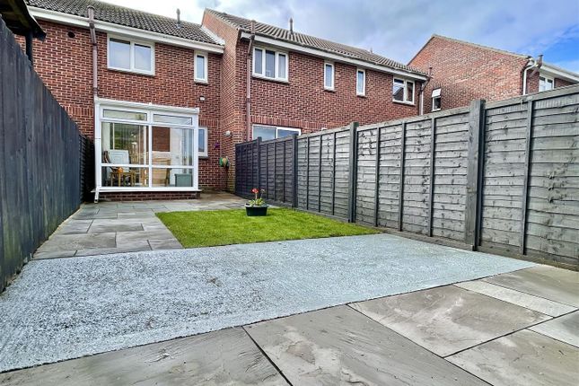 4, Larkspur Close, Weymouth photo 3