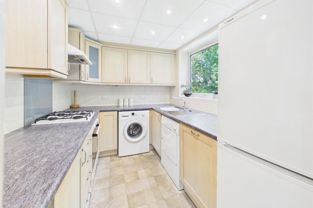 25, Dell Farm Road, Middlesex photo 4